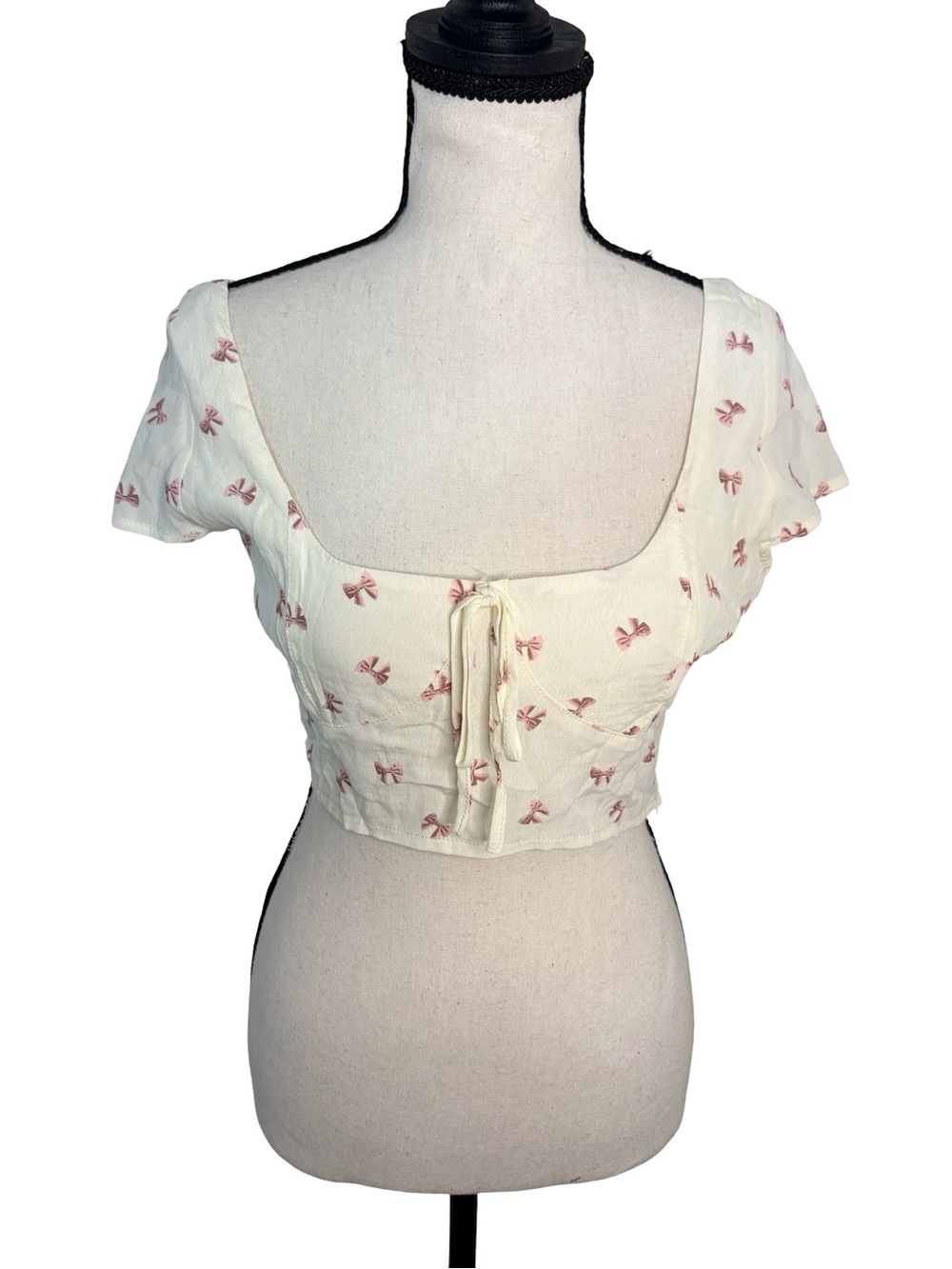 Forever 21 Cream Pink Bow Print Tie Front Crop Top Size Medium